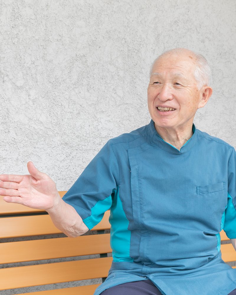 院長 江間誠二