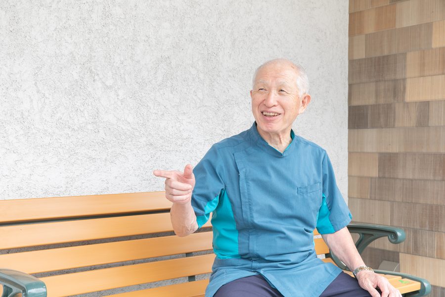 院長 江間誠二